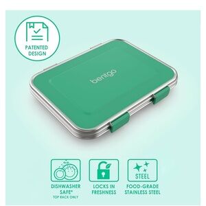 Brand new never used bentgo stainless steel kids lunch box in green